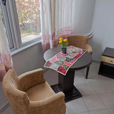 10 Apartmants Olimpia Mir Durrës Extérieur photo