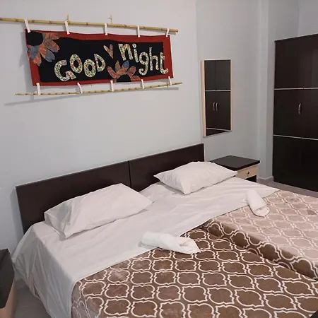 10 Apartmants Olimpia Mir Durrës Chambre photo