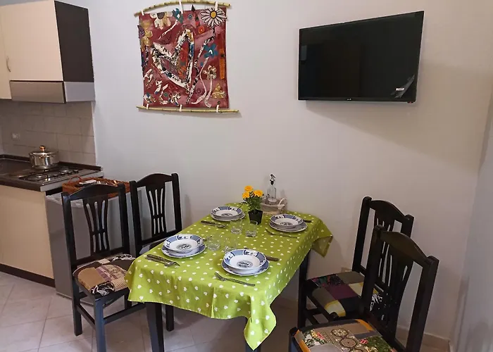 10 Apartmants Olimpia Mir