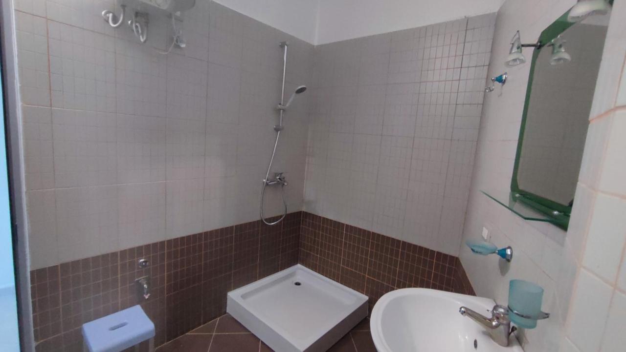 10 Apartmants Olimpia Mir * Durrës