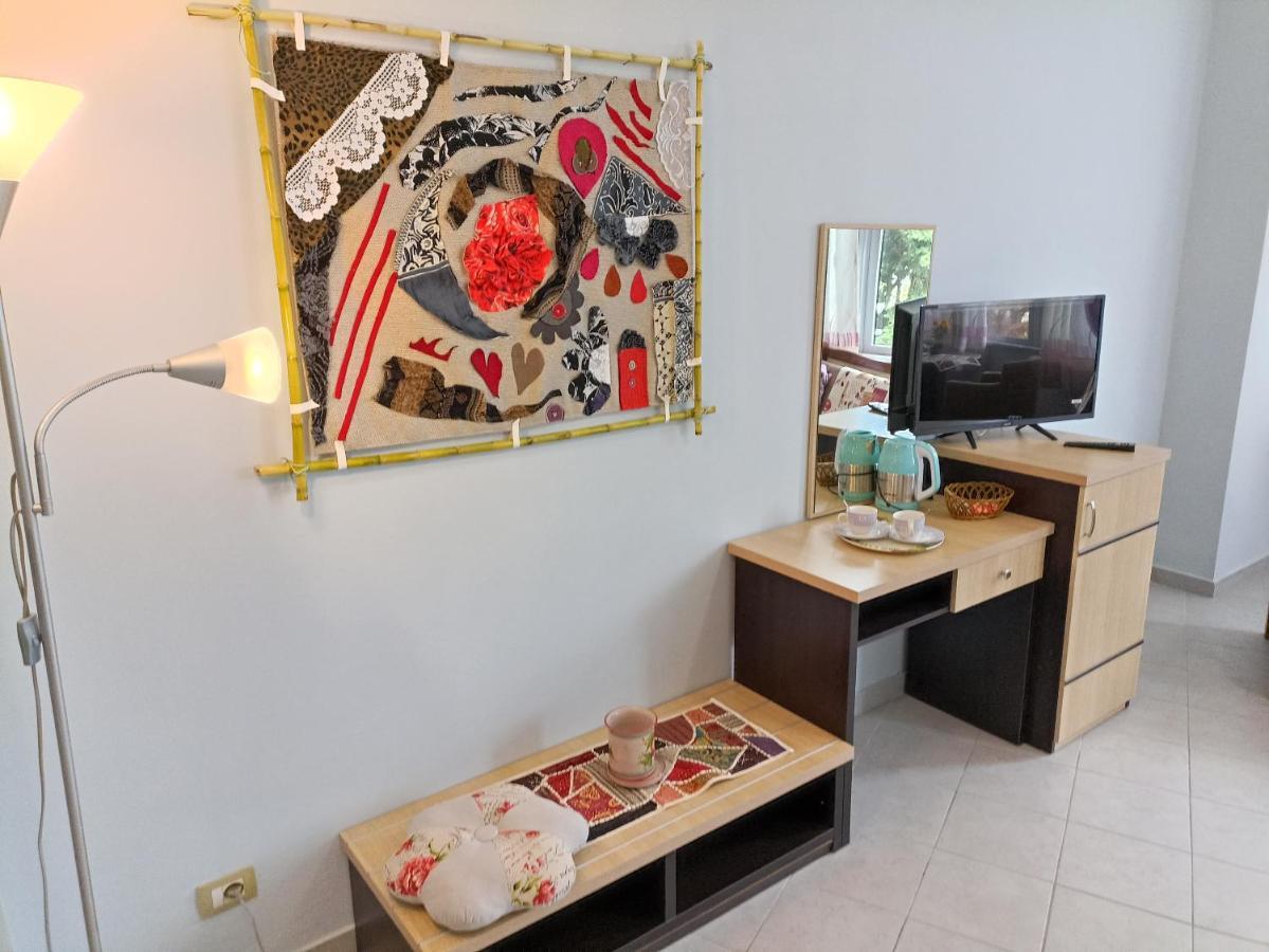 10 Apartmants Olimpia Mir *