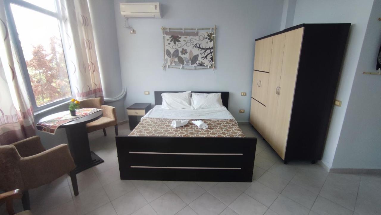 10 Apartmants Olimpia Mir Appartement *
